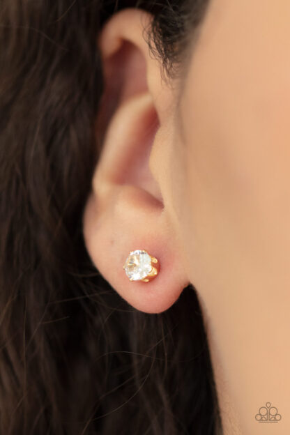 Earring - Delicately Dainty - Gold